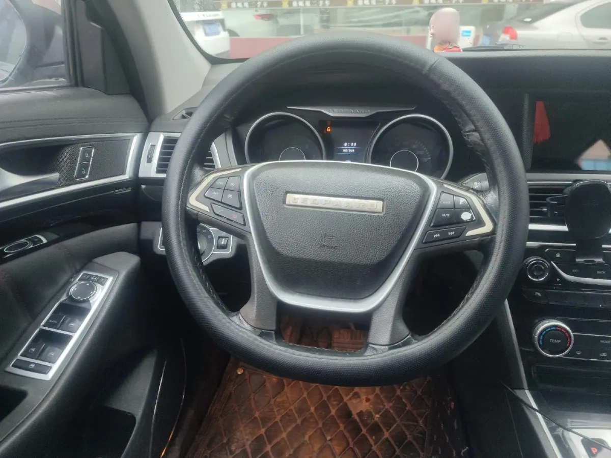 2016 Leopaard CS10 2.0T 177HP L4 6DCT,autocango,china used car exporter,china ev exporter,chinese used car exporter,chinese used ev exporter