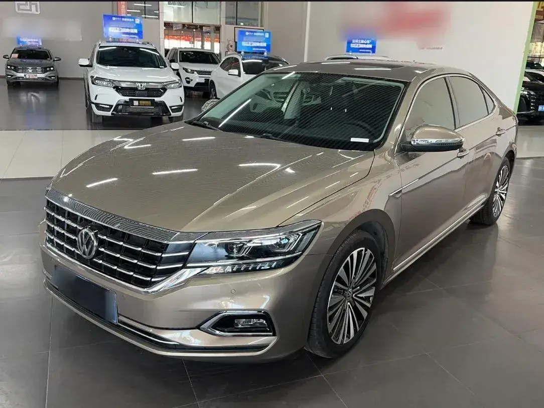 2019 Volkswagen Passat 2.0T 186HP L4 7DCT