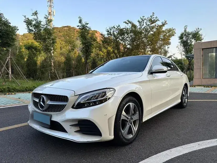 2019 Mercedes-Benz C Class 1.5T 184HP L4 9AT