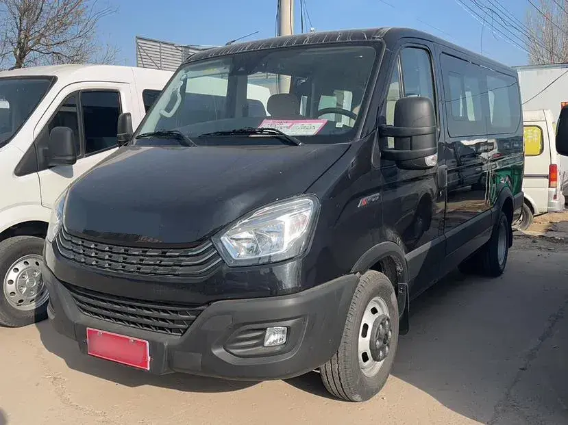 2021 Iveco OuSheng 2.0T 146HP L4 5MT