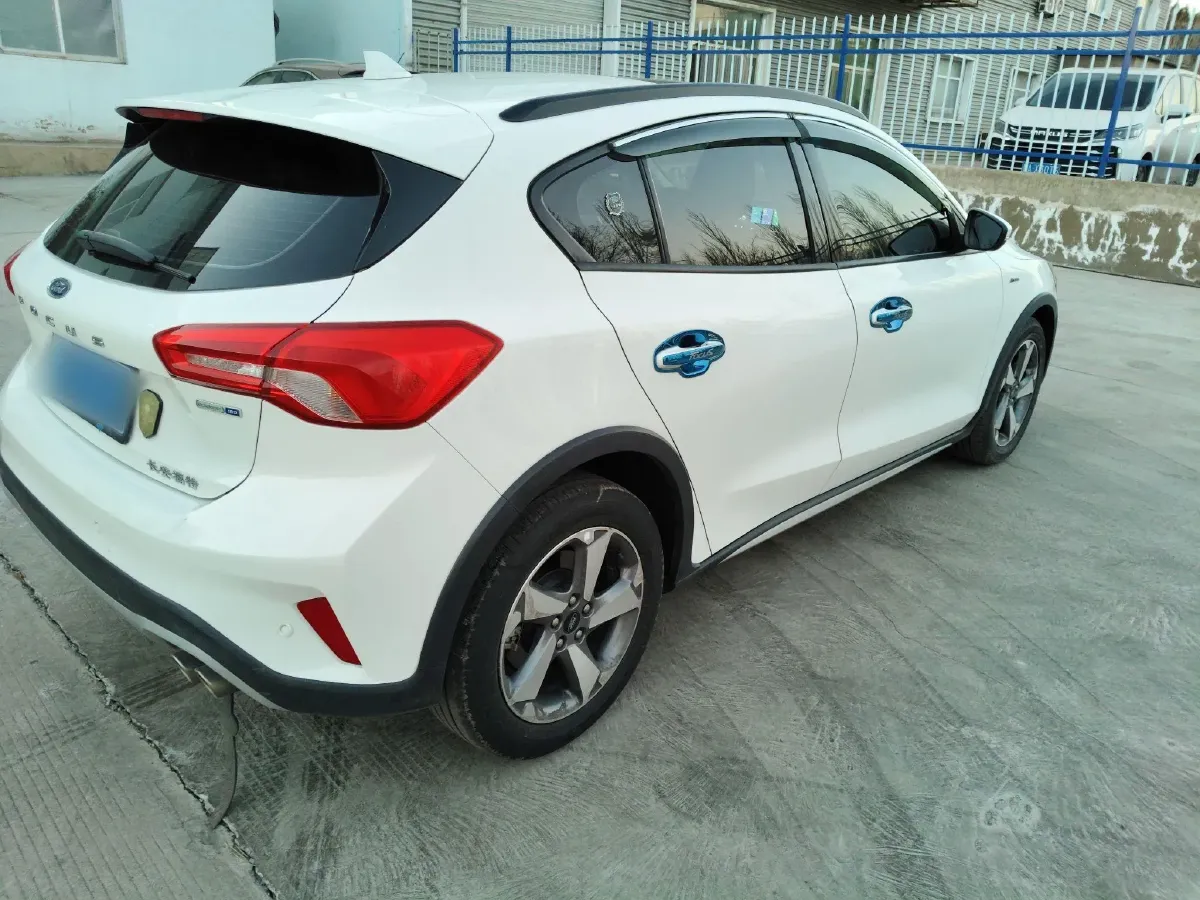 2020 Ford Focus Active 1.5T 174HP L3 8AT,autocango,china used car exporter,china ev exporter,chinese used car exporter,chinese used ev exporter