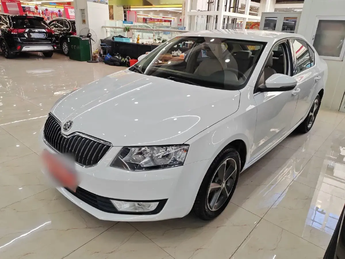 2016 Skoda Octavia 1.6L 110HP L4 6AT