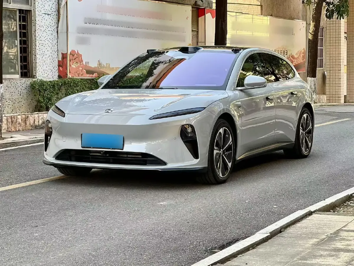 2024 NIO ET5T BEV 75KWH