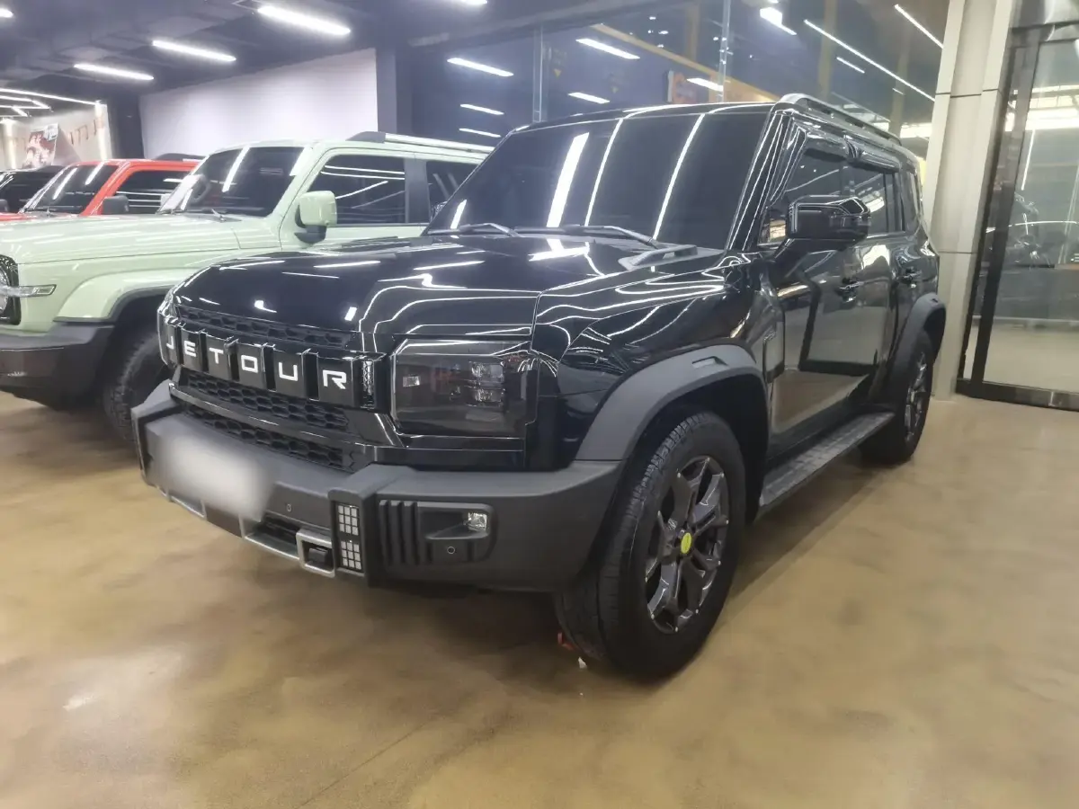 2023 Jetour Traveller 2.0T 254HP L4 7DCT