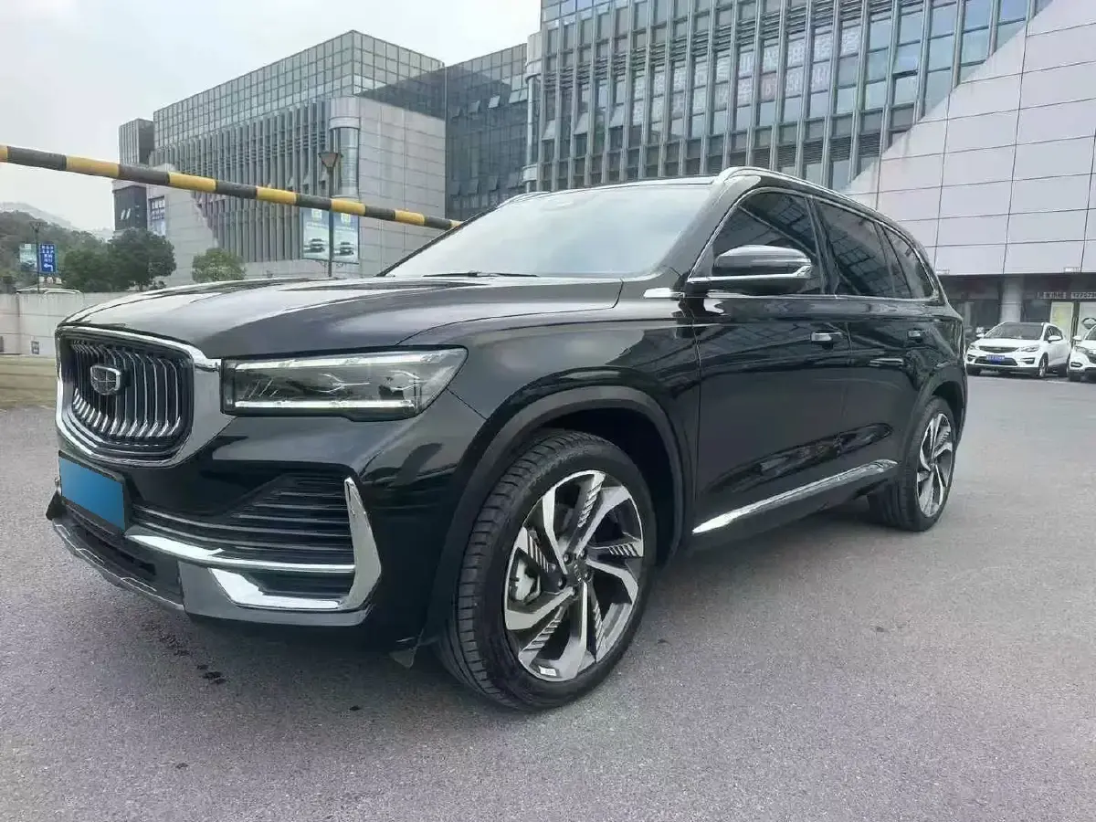 2023 Geely Monjaro 2.0T 238HP L4 8AT