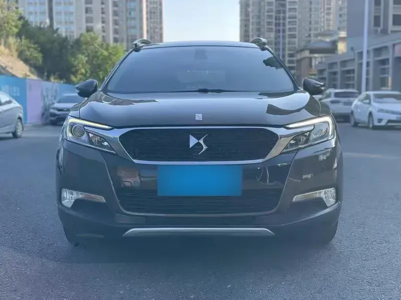 2014 DS 6 1.6T 167HP L4 6AT,autocango,china used car exporter,china ev exporter,chinese used car exporter,chinese used ev exporter