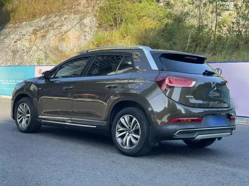 2014 DS 6 1.6T 167HP L4 6AT,autocango,china used car exporter,china ev exporter,chinese used car exporter,chinese used ev exporter