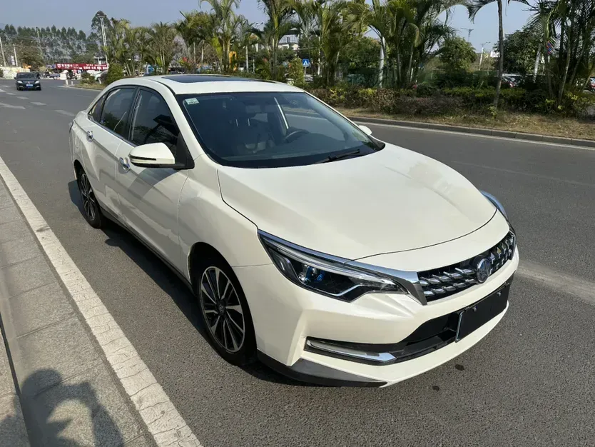 2018 Venucia D60 1.6L 126HP L4 CVT,autocango,china used car exporter,china ev exporter,chinese used car exporter,chinese used ev exporter