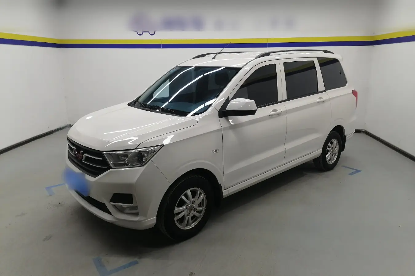 2019 WuLing HongGuang 1.5L 99HP L4 6MT