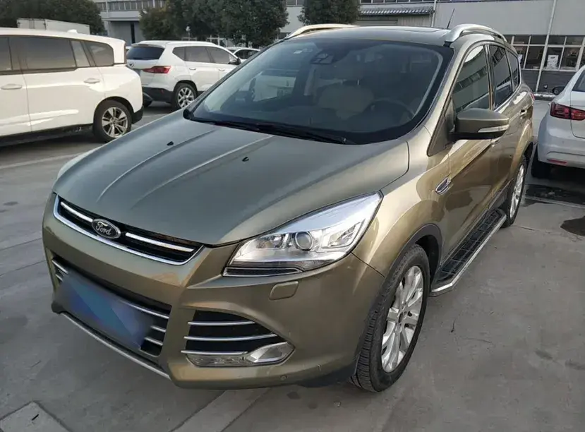 2013 Ford Kuga 2.0T 242HP L4 6AT