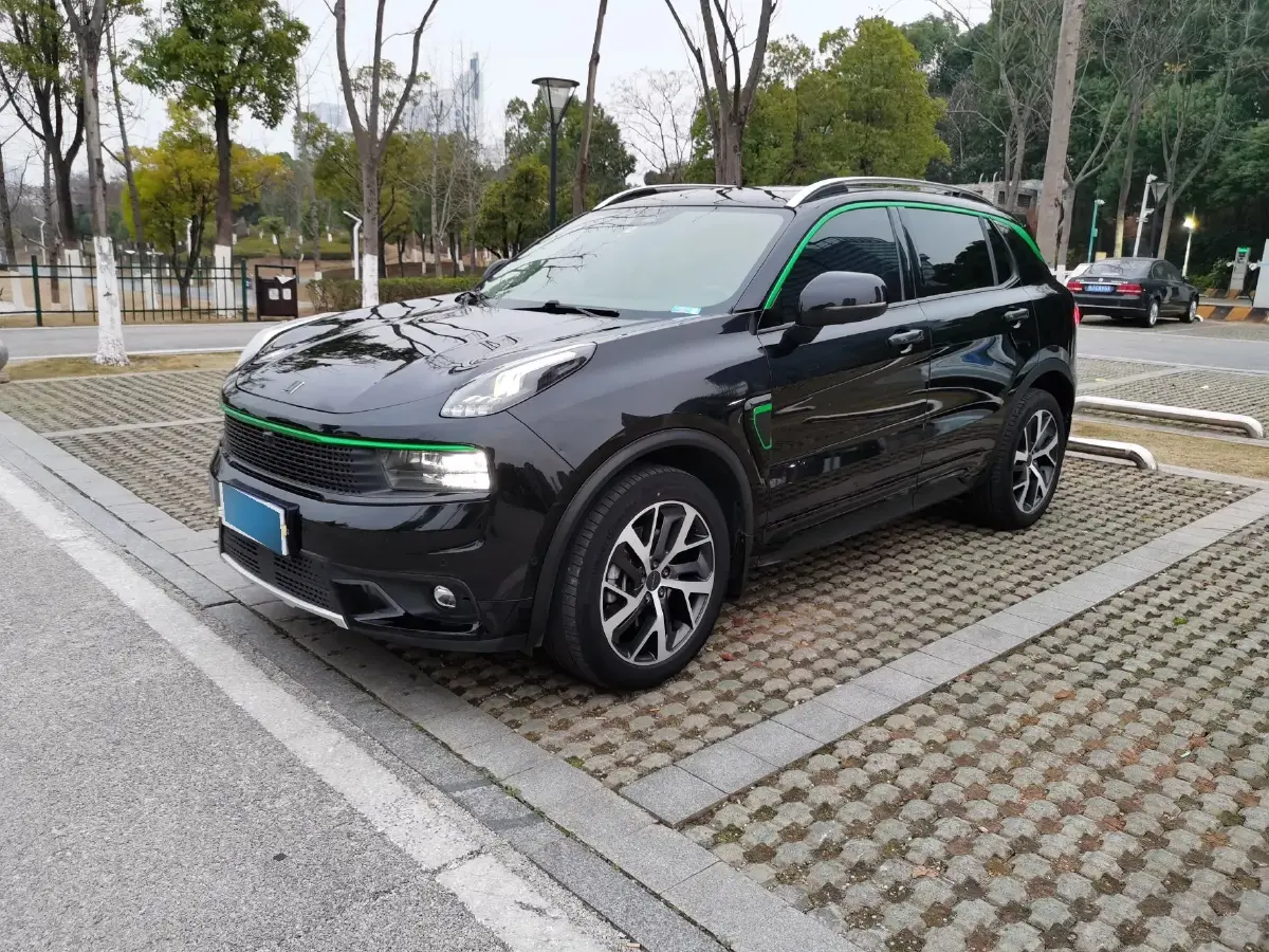 2017 LYNK&CO 01 2.0T 190HP L4 7DCT