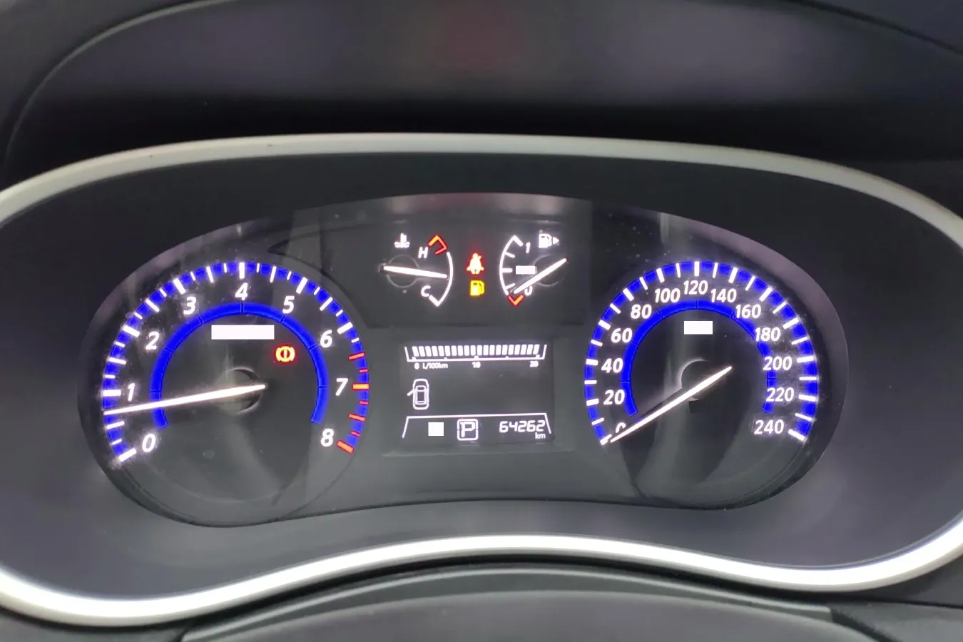 2018 Venucia T90 2.0L 144HP L4 CVT,autocango,china used car exporter,china ev exporter,chinese used car exporter,chinese used ev exporter