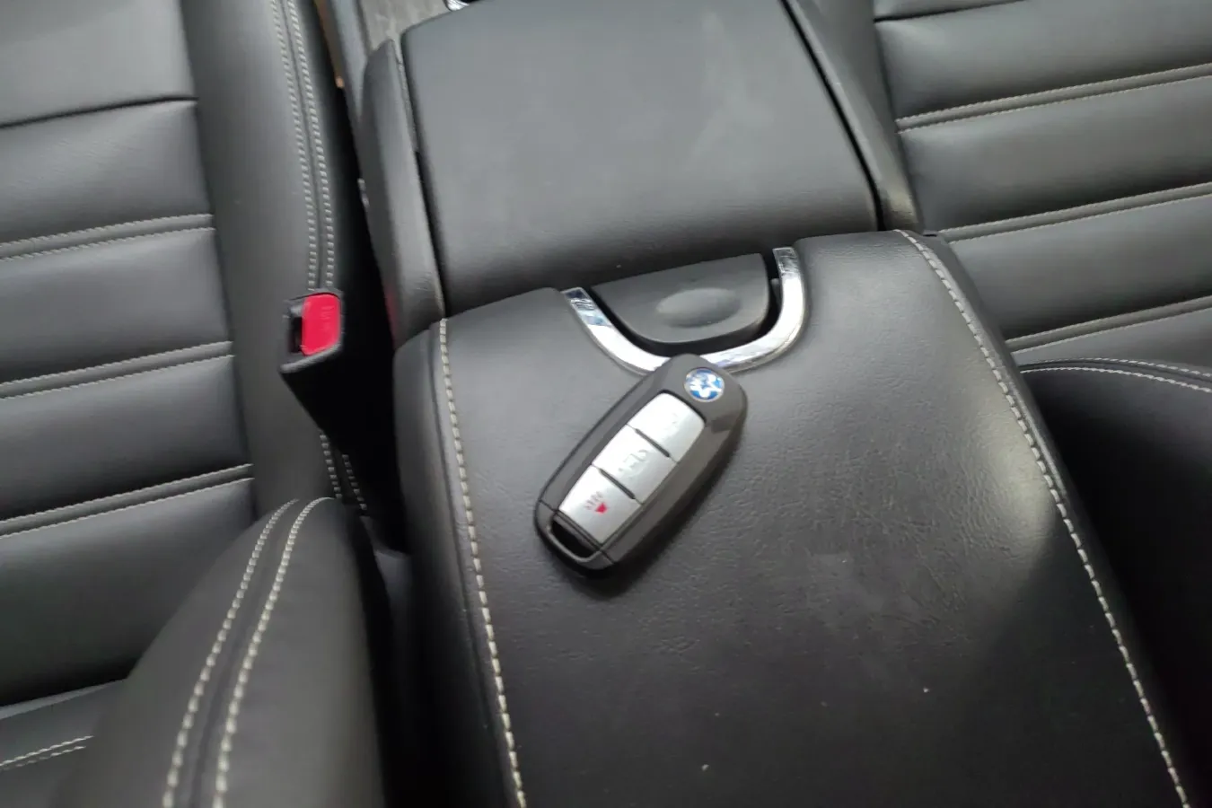 2018 Venucia T90 2.0L 144HP L4 CVT,autocango,china used car exporter,china ev exporter,chinese used car exporter,chinese used ev exporter