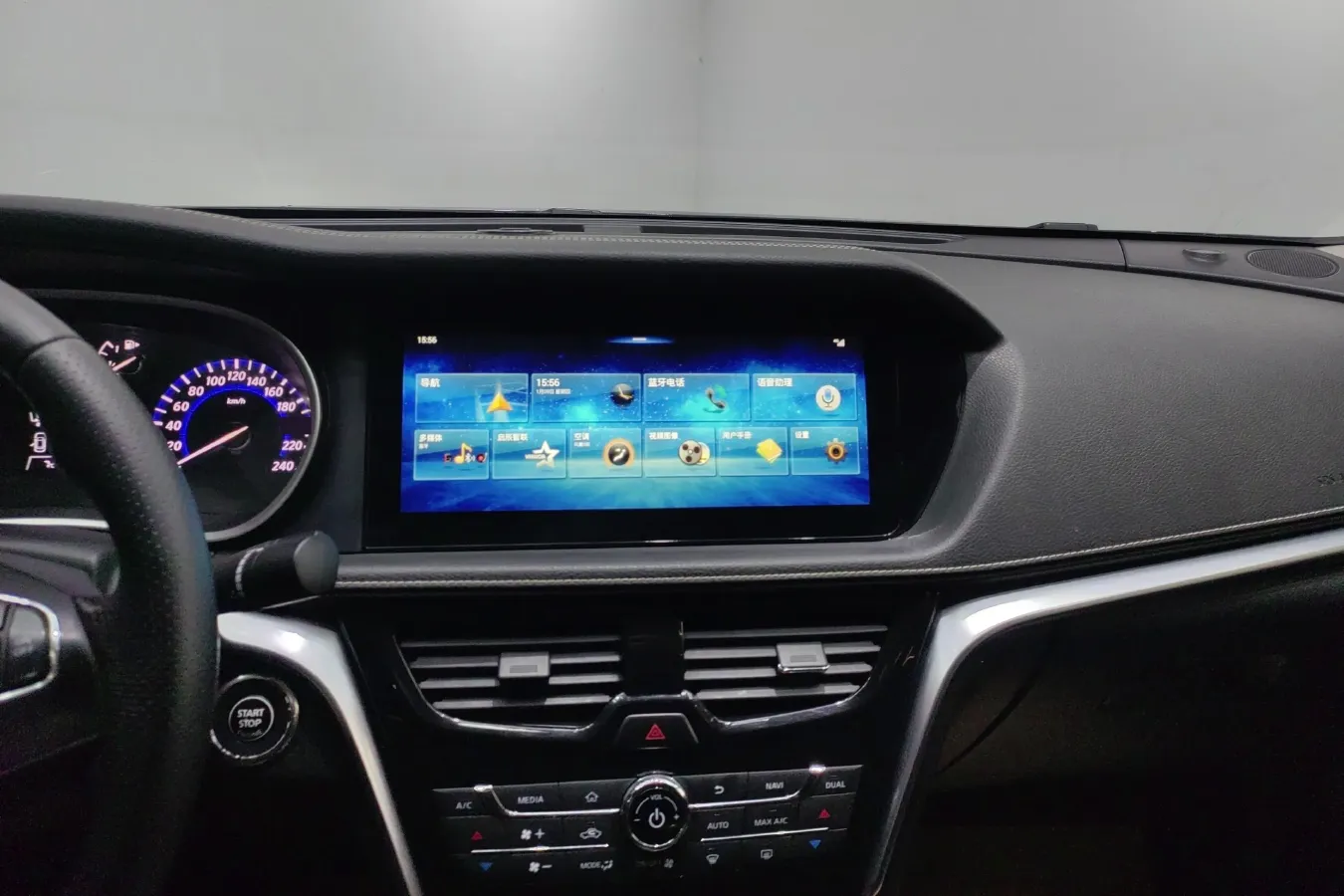 2018 Venucia T90 2.0L 144HP L4 CVT,autocango,china used car exporter,china ev exporter,chinese used car exporter,chinese used ev exporter