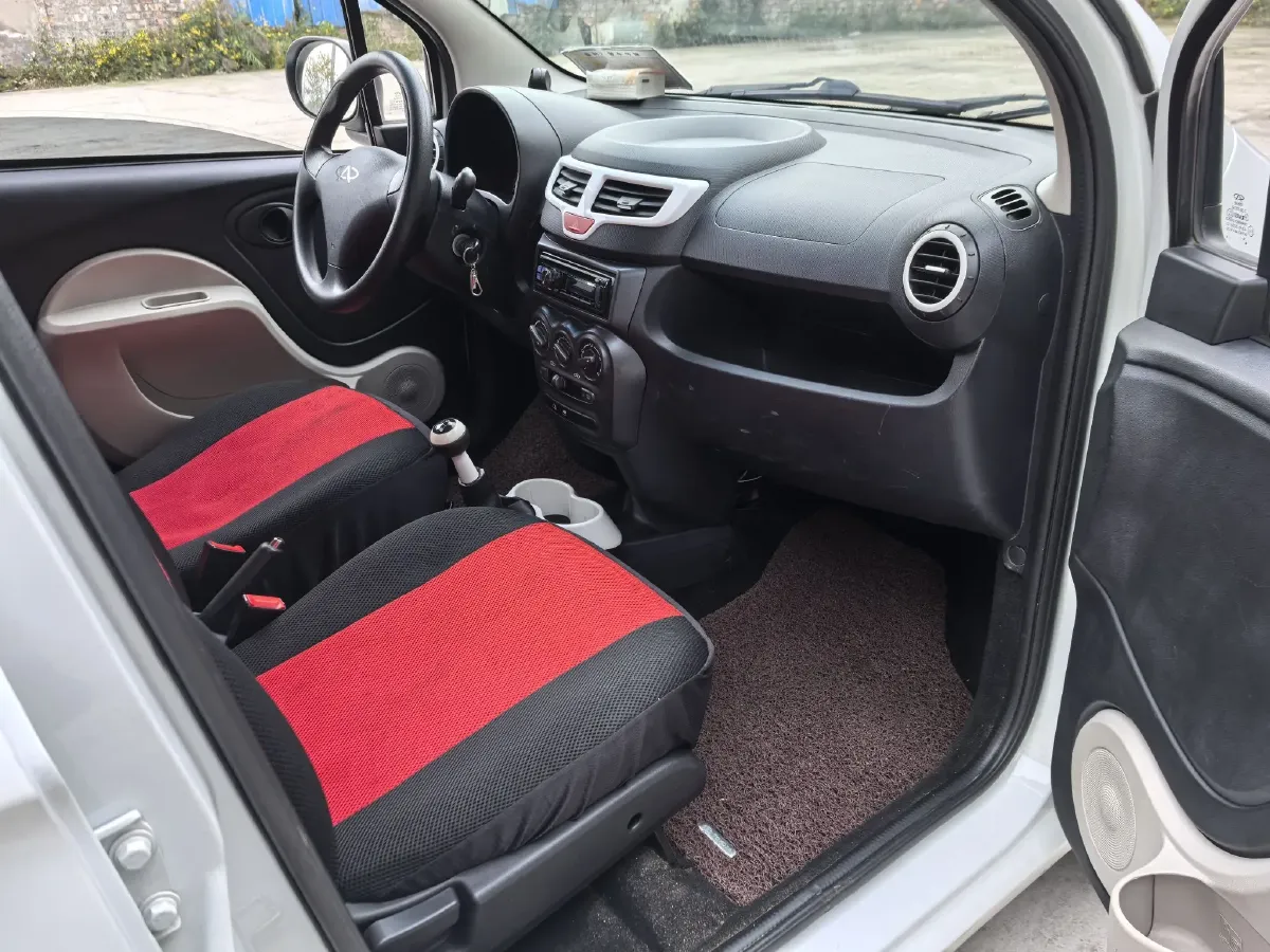 2013 Chery QQ 1.0L 69HP L3 5MT,autocango,china used car exporter,china ev exporter,chinese used car exporter,chinese used ev exporter