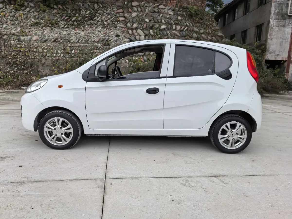 2013 Chery QQ 1.0L 69HP L3 5MT,autocango,china used car exporter,china ev exporter,chinese used car exporter,chinese used ev exporter