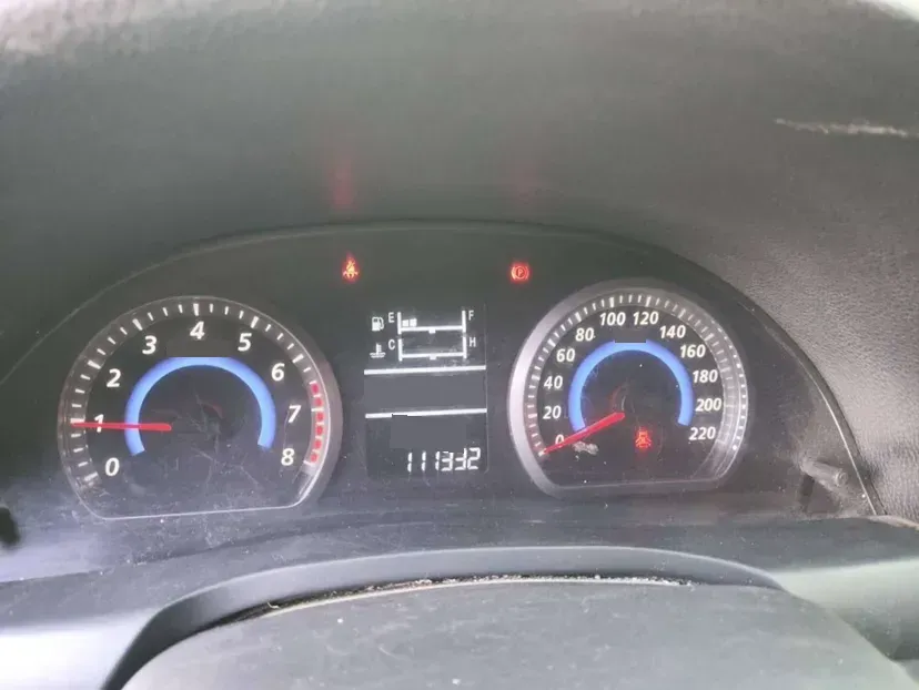 2014 Zotye Z300 1.5L 113HP L4 5MT,autocango,china used car exporter,china ev exporter,chinese used car exporter,chinese used ev exporter