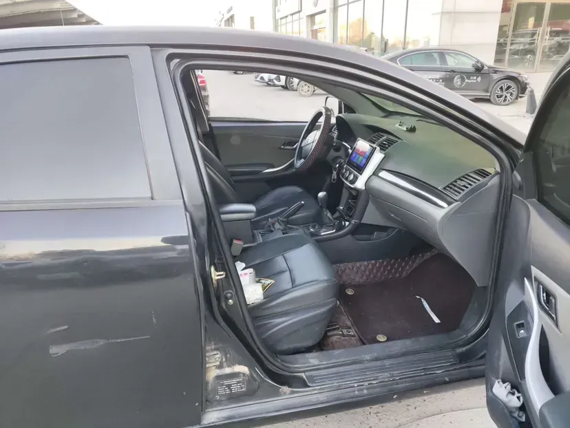 2014 Zotye Z300 1.5L 113HP L4 5MT,autocango,china used car exporter,china ev exporter,chinese used car exporter,chinese used ev exporter