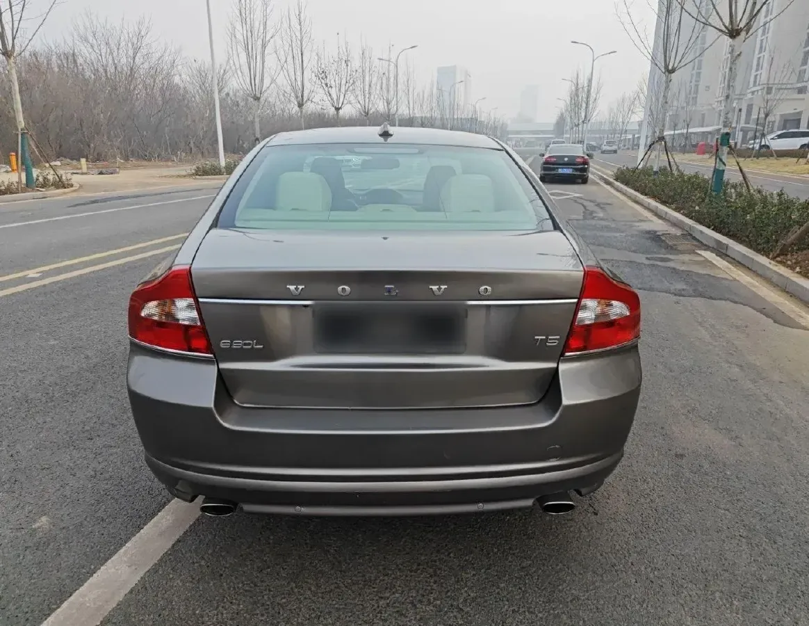 2012 Volvo S80L 2.0T 240HP L4 6DCT,autocango,china used car exporter,china ev exporter,chinese used car exporter,chinese used ev exporter