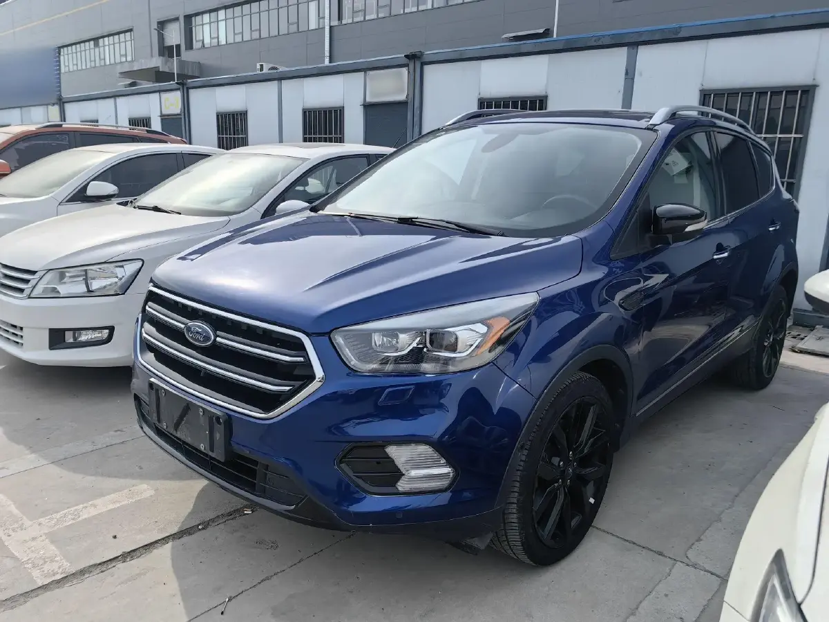 2017 Ford Kuga 2.0T 245HP L4 6AT