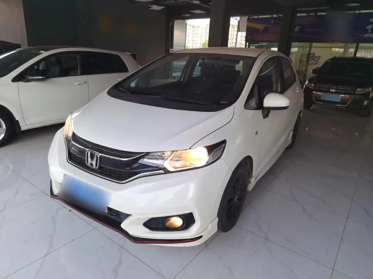 2018 Honda Fit 1.5L 131HP L4 CVT