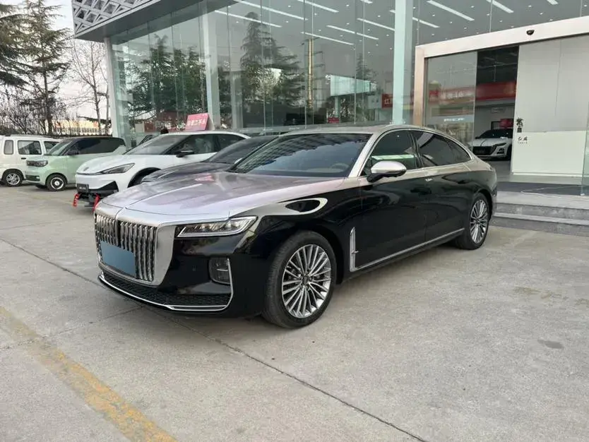 2022 HongQi H9 2.0T 252HP L4 7DCT