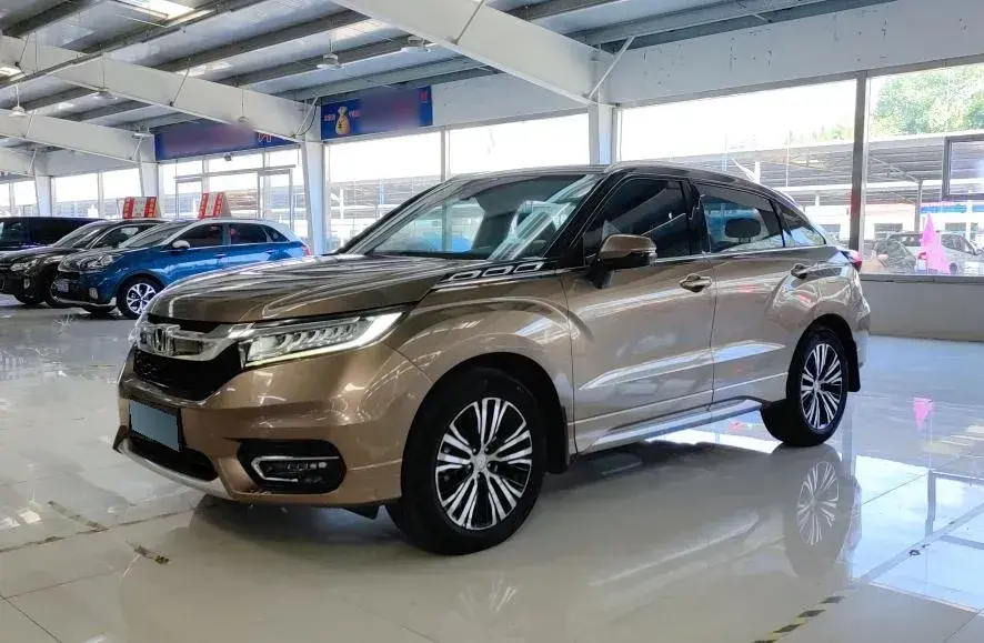 2017 Honda Avancier 2.0T 272HP L4 9AT