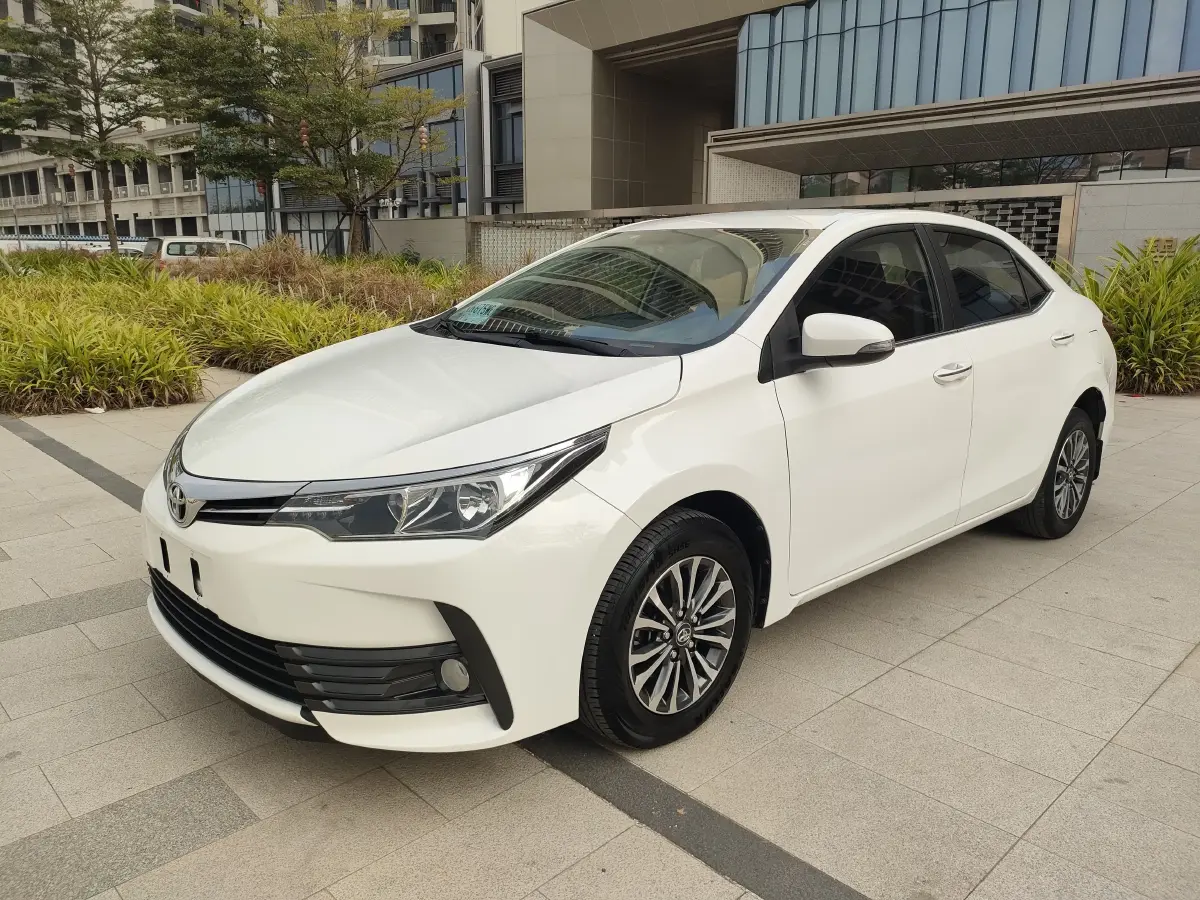 2018 Toyota Corolla 1.2T 116HP L4 CVT