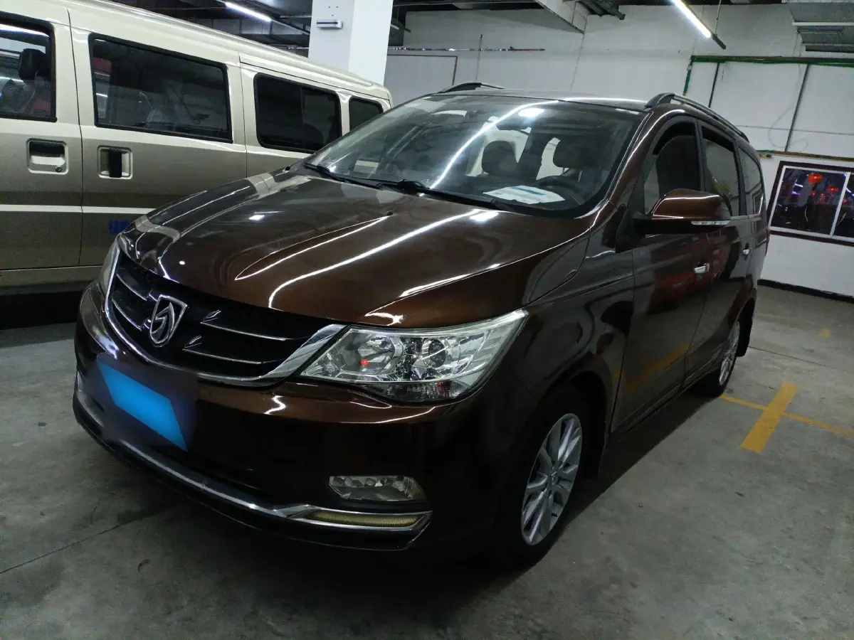 2016 BaoJun 730 1.5L 112HP L4 5MT
