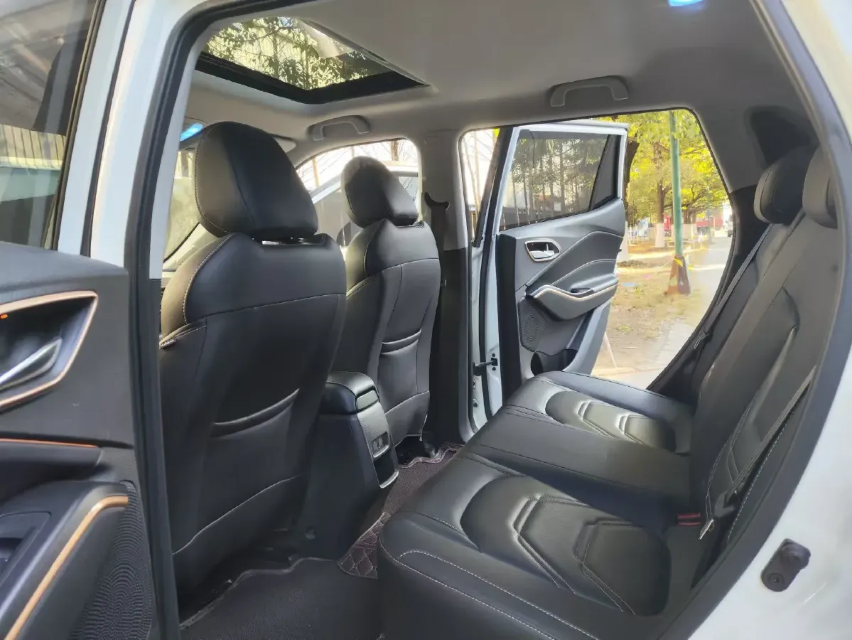 2019 JAC iEVS4 BEV 61KWH,autocango,china used car exporter,china ev exporter,chinese used car exporter,chinese used ev exporter