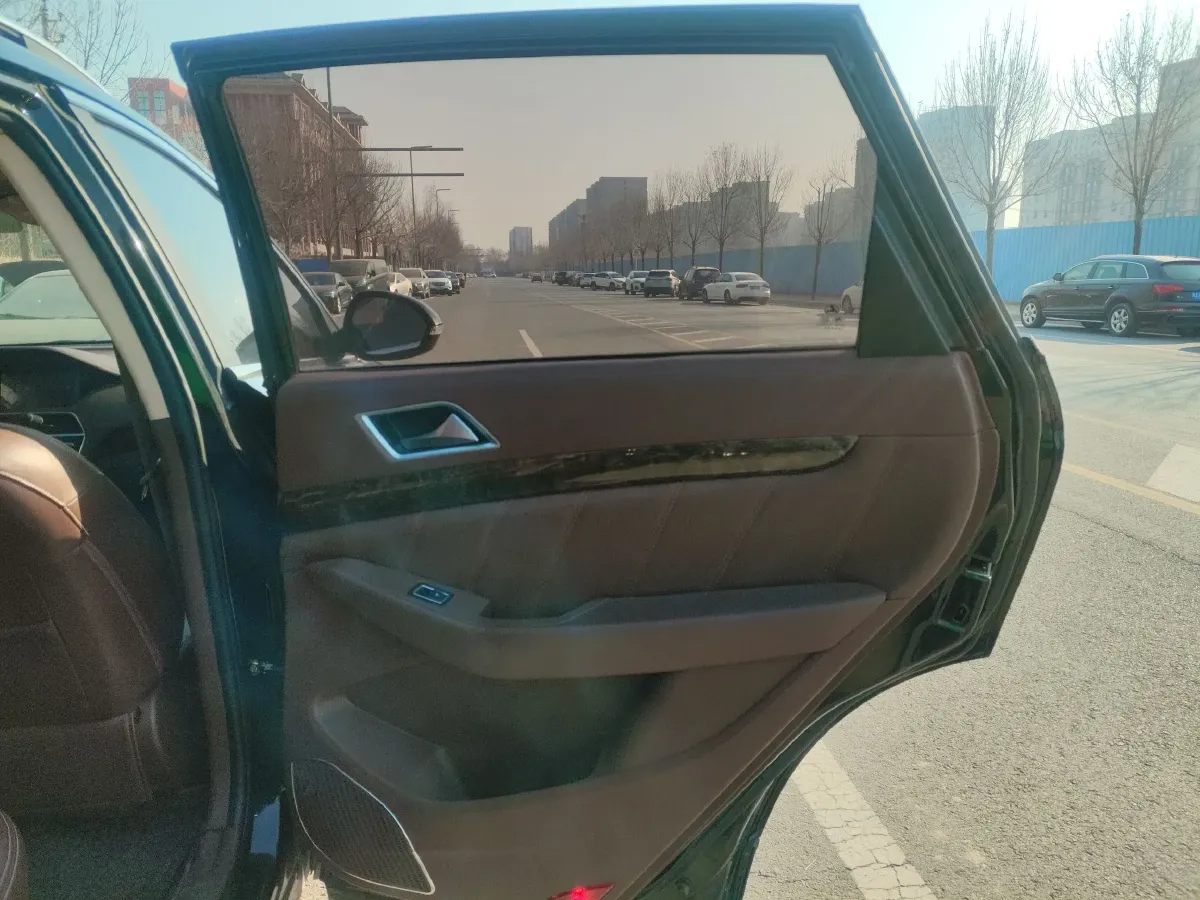 2017 Leopaard CS10 2.0T 177HP L4 6DCT,autocango,china used car exporter,china ev exporter,chinese used car exporter,chinese used ev exporter