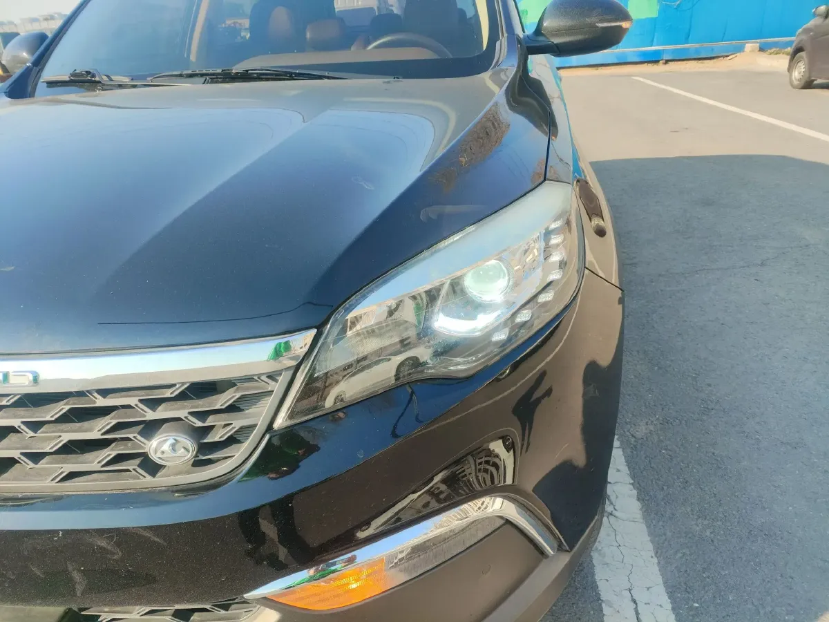 2017 Leopaard CS10 2.0T 177HP L4 6DCT,autocango,china used car exporter,china ev exporter,chinese used car exporter,chinese used ev exporter