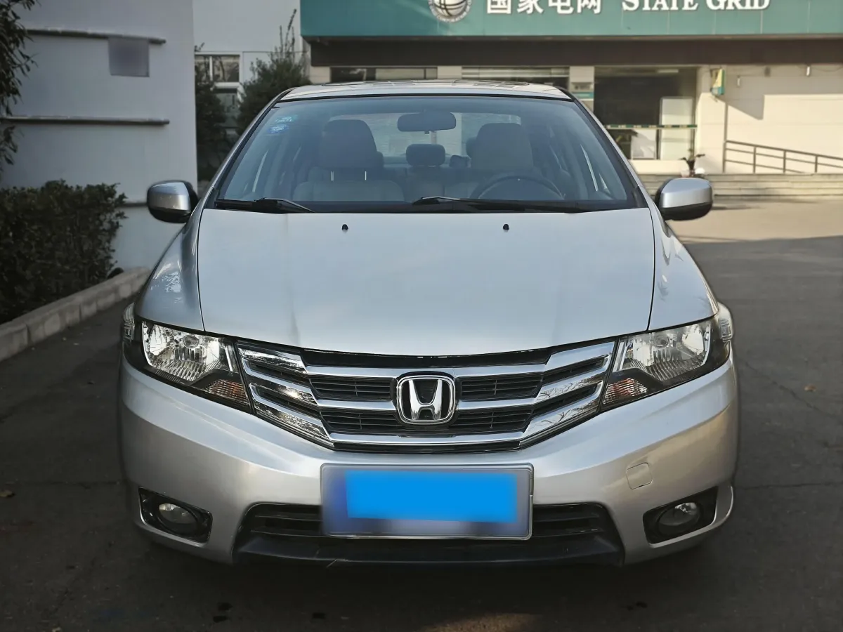 2012 Honda City Classic 1.5L 120HP L4 5AT,autocango,china used car exporter,china ev exporter,chinese used car exporter,chinese used ev exporter