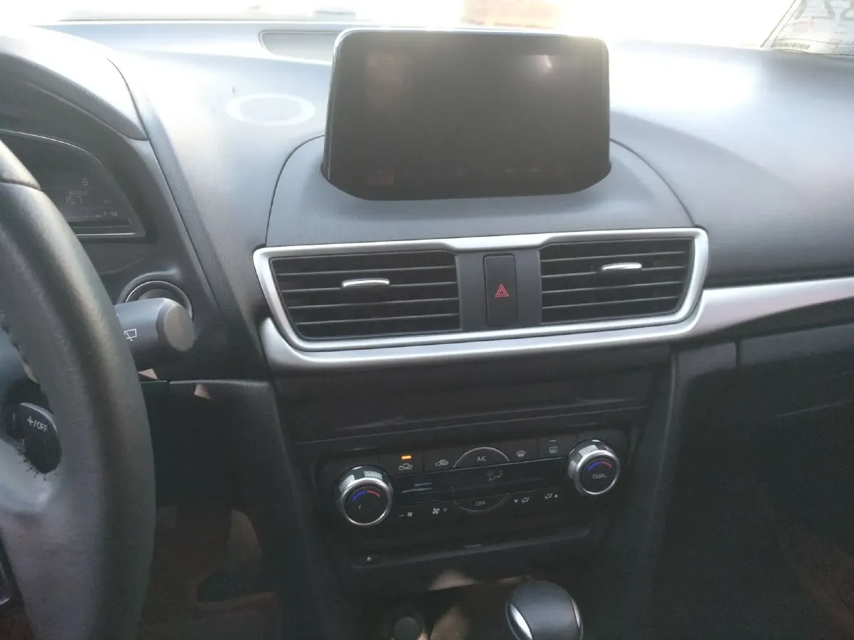 2017 Mazda 3 Axela 2.0L 158HP L4 6AT,autocango,china used car exporter,china ev exporter,chinese used car exporter,chinese used ev exporter