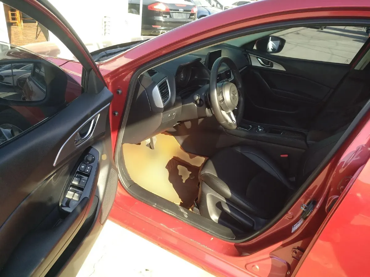 2017 Mazda 3 Axela 2.0L 158HP L4 6AT,autocango,china used car exporter,china ev exporter,chinese used car exporter,chinese used ev exporter