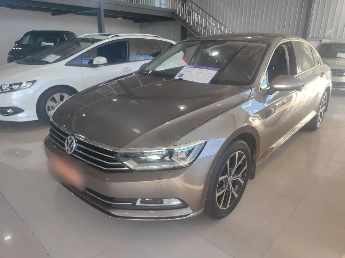 2017 Volkswagen Magotan 1.8T 180HP L4 7DCT