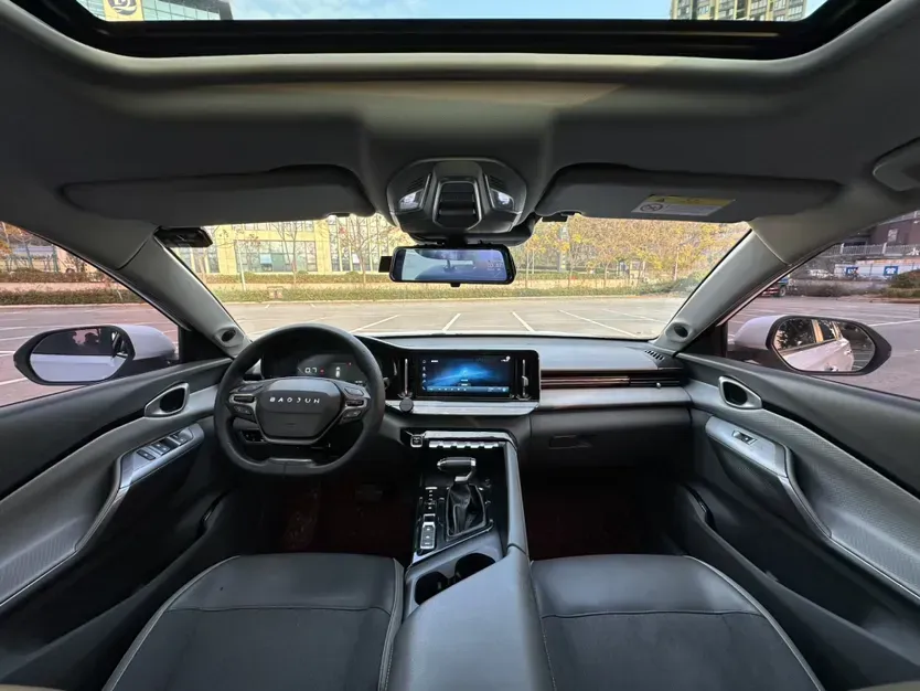 2020 BaoJun RC-5 1.5T 147HP L4 CVT,autocango,china used car exporter,china ev exporter,chinese used car exporter,chinese used ev exporter