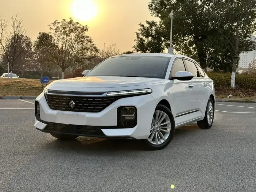 2020 BaoJun RC-5 1.5T 147HP L4 CVT