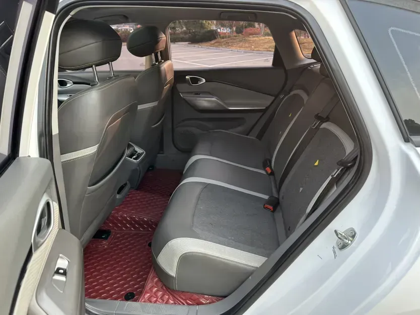 2020 BaoJun RC-5 1.5T 147HP L4 CVT,autocango,china used car exporter,china ev exporter,chinese used car exporter,chinese used ev exporter