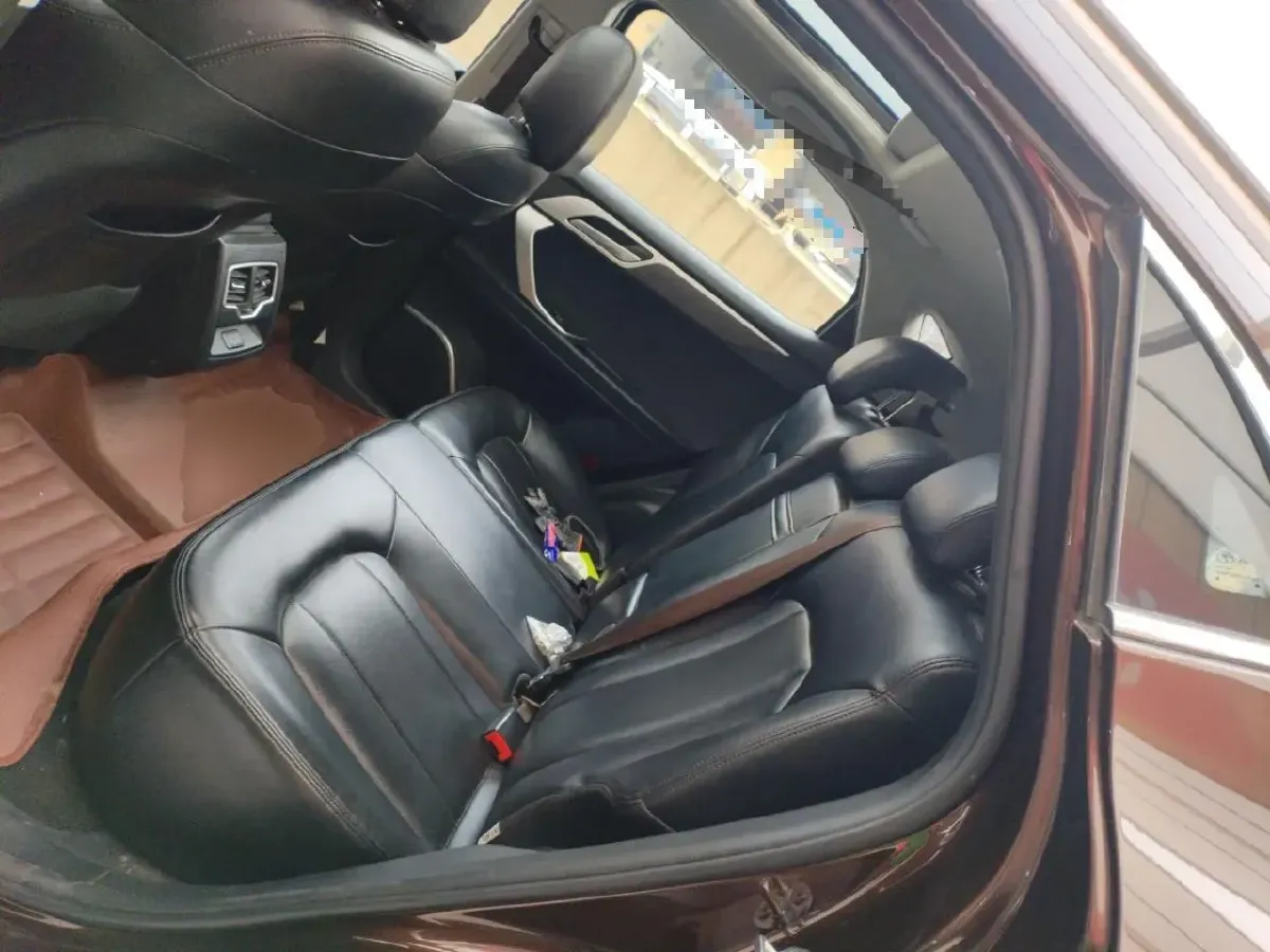 2020 Soueast DX7 1.5T 197HP L4 7DCT,autocango,china used car exporter,china ev exporter,chinese used car exporter,chinese used ev exporter