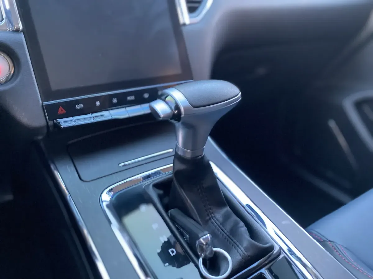 2021 SWM G05 1.5T 156HP L4 6AT,autocango,china used car exporter,china ev exporter,chinese used car exporter,chinese used ev exporter