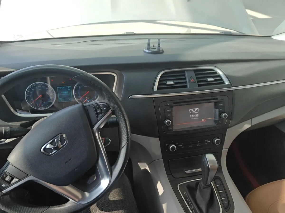 2017 HuaSong 7 2.0T 204HP L4 6AT,autocango,china used car exporter,china ev exporter,chinese used car exporter,chinese used ev exporter