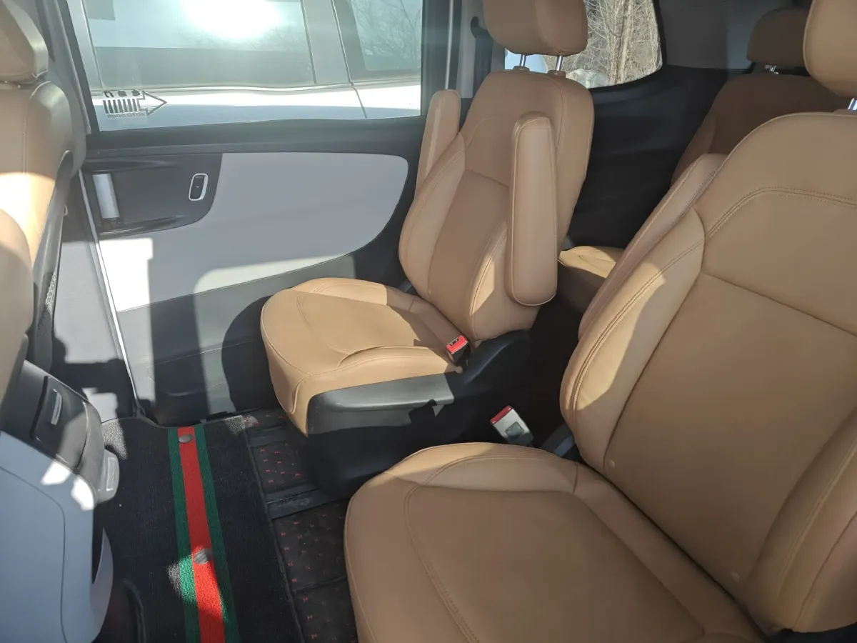 2017 HuaSong 7 2.0T 204HP L4 6AT,autocango,china used car exporter,china ev exporter,chinese used car exporter,chinese used ev exporter