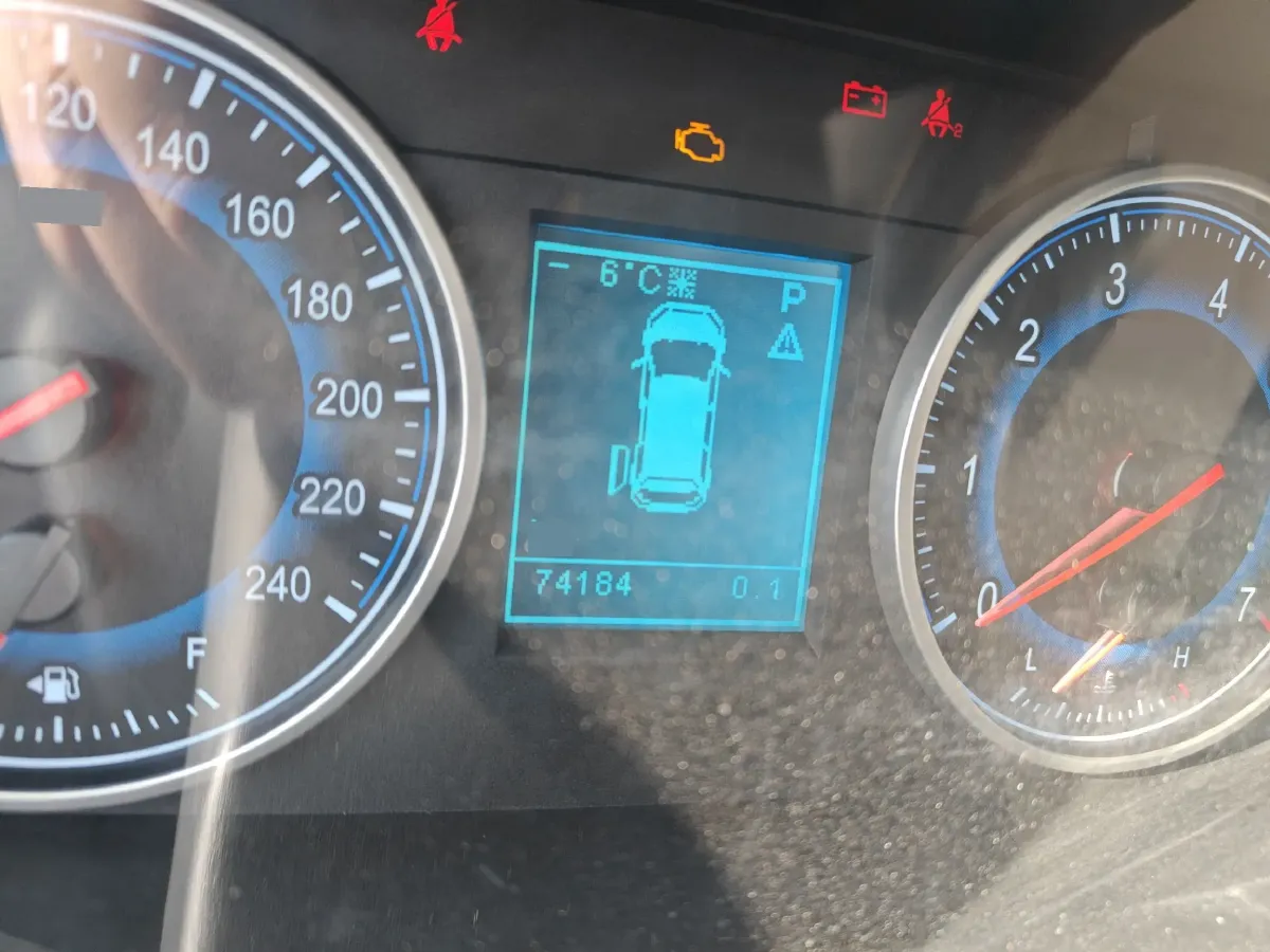 2017 HuaSong 7 2.0T 204HP L4 6AT,autocango,china used car exporter,china ev exporter,chinese used car exporter,chinese used ev exporter