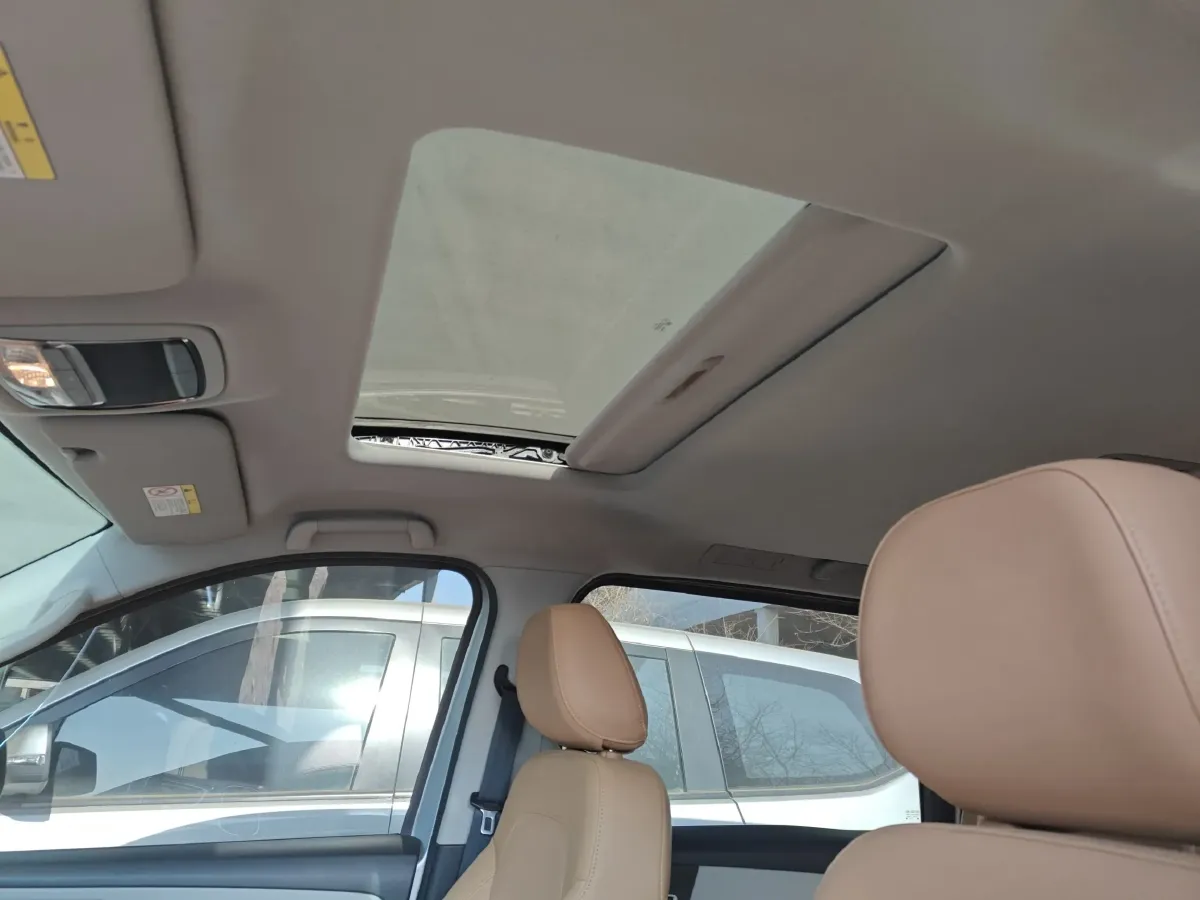 2017 HuaSong 7 2.0T 204HP L4 6AT,autocango,china used car exporter,china ev exporter,chinese used car exporter,chinese used ev exporter