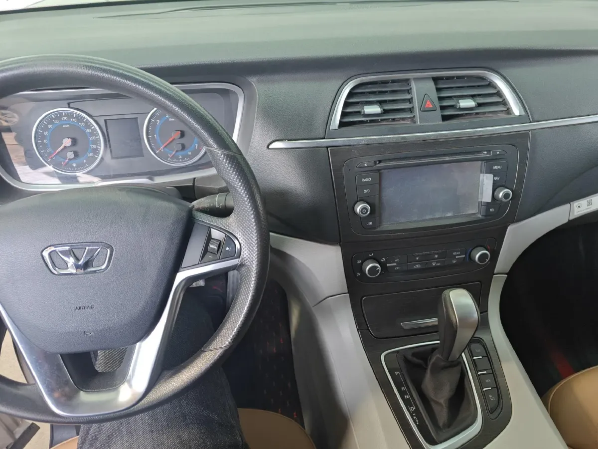 2017 HuaSong 7 2.0T 204HP L4 6AT,autocango,china used car exporter,china ev exporter,chinese used car exporter,chinese used ev exporter