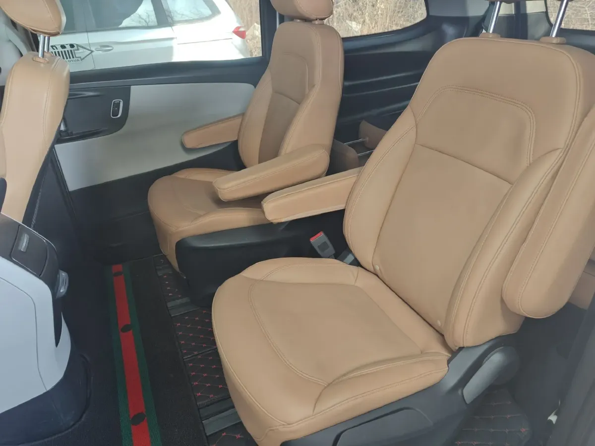 2017 HuaSong 7 2.0T 204HP L4 6AT,autocango,china used car exporter,china ev exporter,chinese used car exporter,chinese used ev exporter