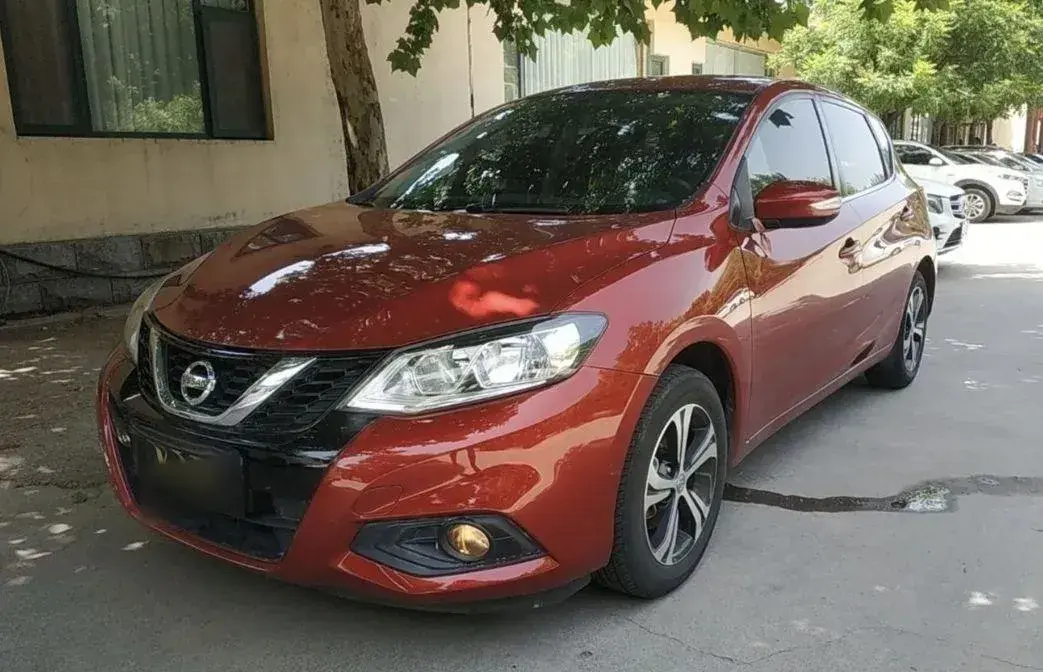 2016 Nissan Tiida 1.6L 126HP L4 CVT