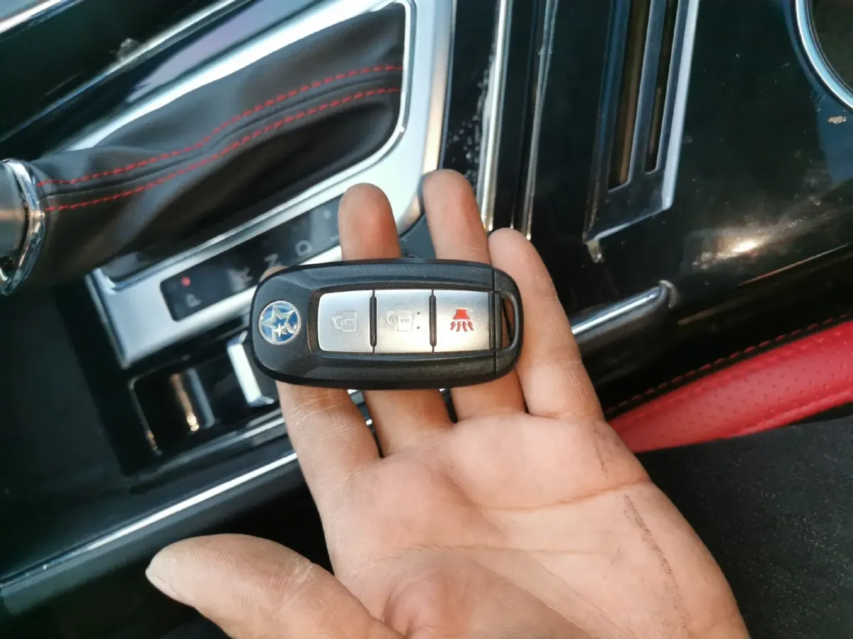 2020 Venucia T60 1.6L 126HP L4 CVT,autocango,china used car exporter,china ev exporter,chinese used car exporter,chinese used ev exporter