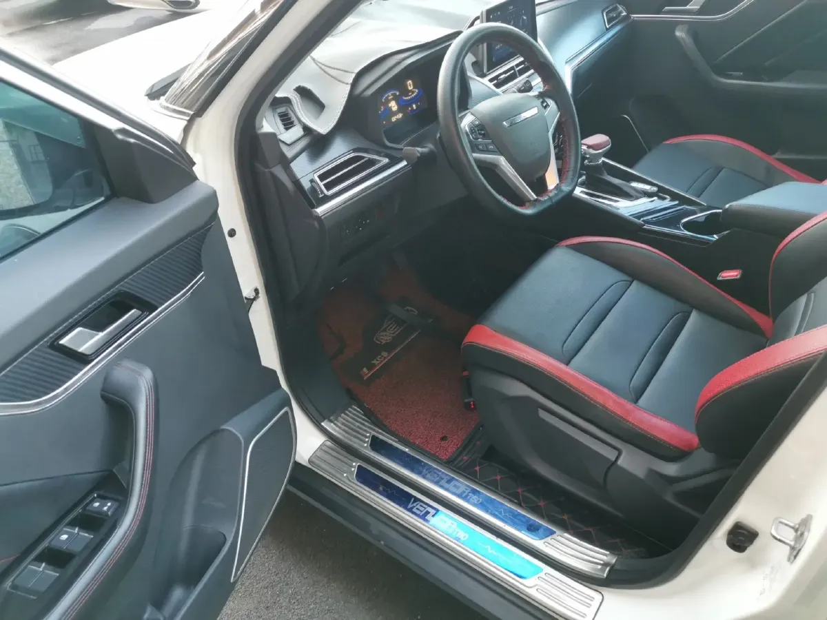 2020 Venucia T60 1.6L 126HP L4 CVT,autocango,china used car exporter,china ev exporter,chinese used car exporter,chinese used ev exporter